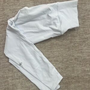 ALO Yoga Classic White Apparel
